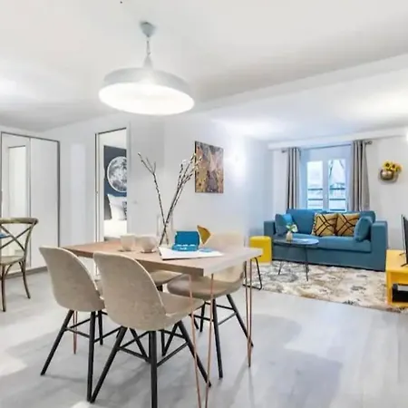 Modern Paris